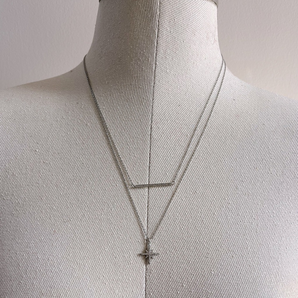 ⚡️2/$15⚡️Lane Bryant dainty star necklace
